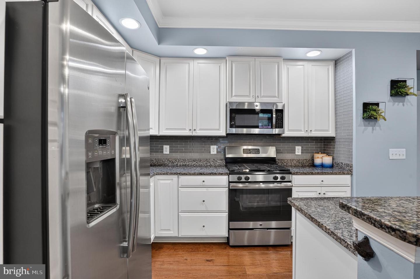 42277 Tackroom Ter Property Photo 11