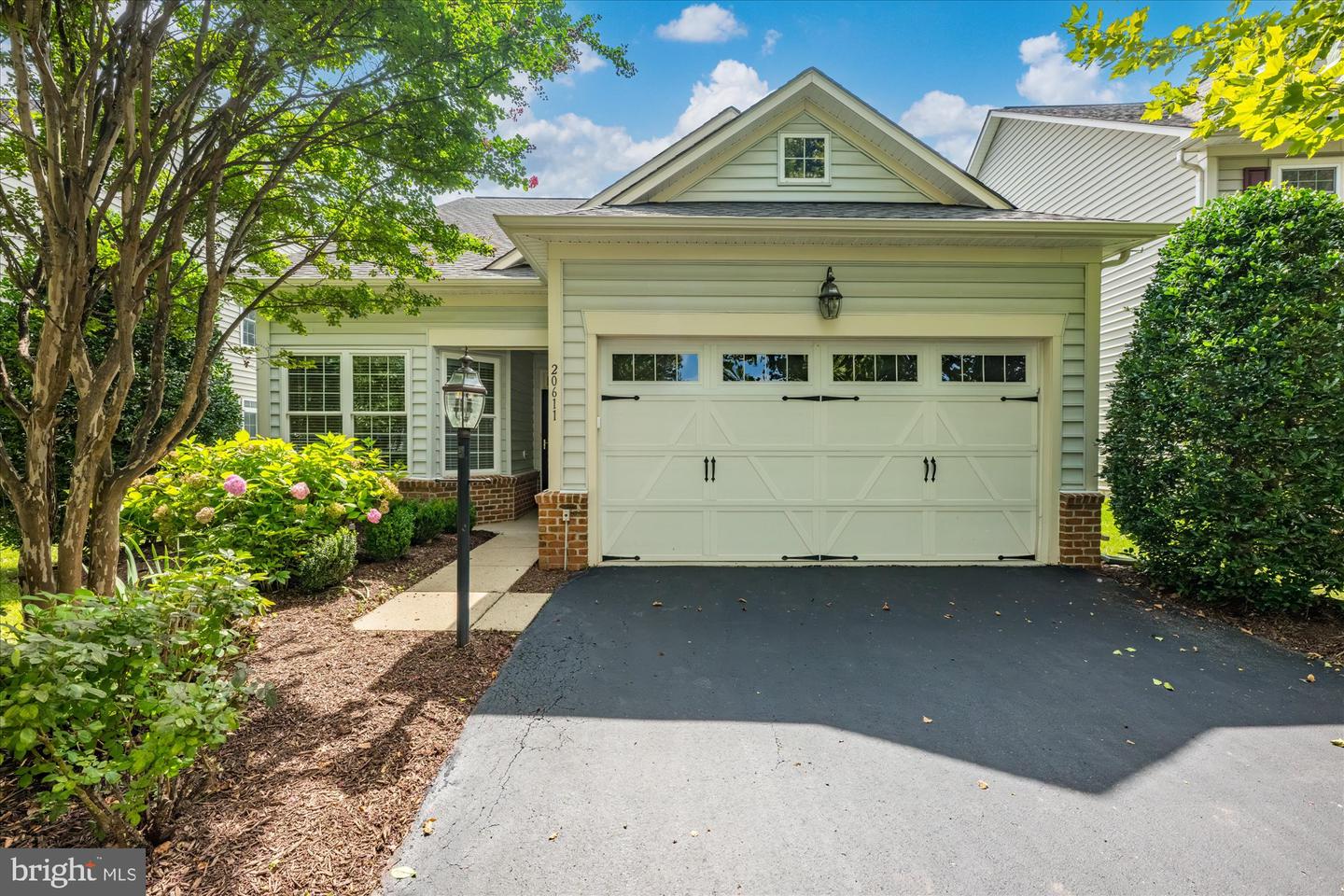 20611 Golden Ridge Dr Property Photo 1