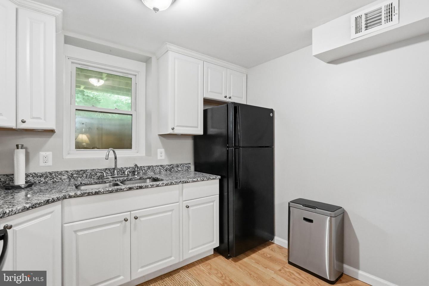 232 Maryland Ave Property Photo 57
