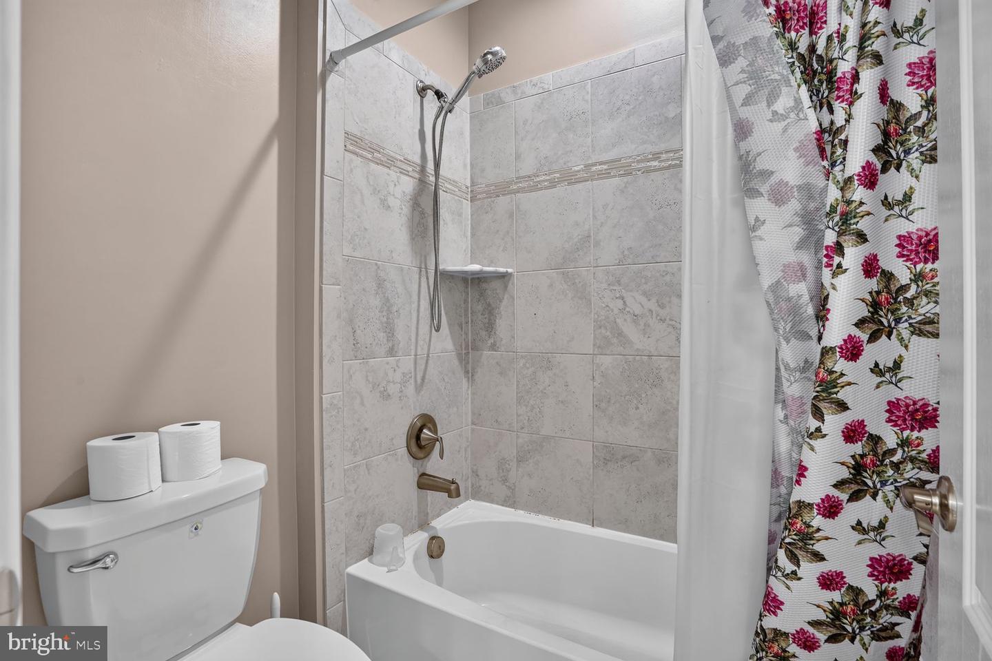 23631 Glenmallie Ct Property Photo 15