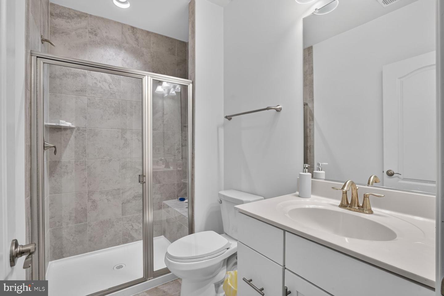 23631 Glenmallie Ct Property Photo 29
