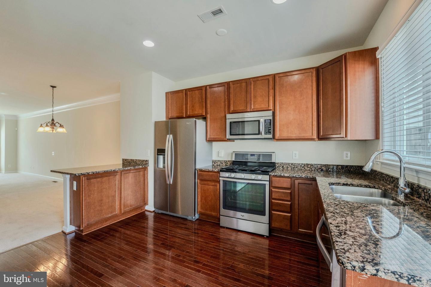 42662 New Dawn Ter Property Photo 9