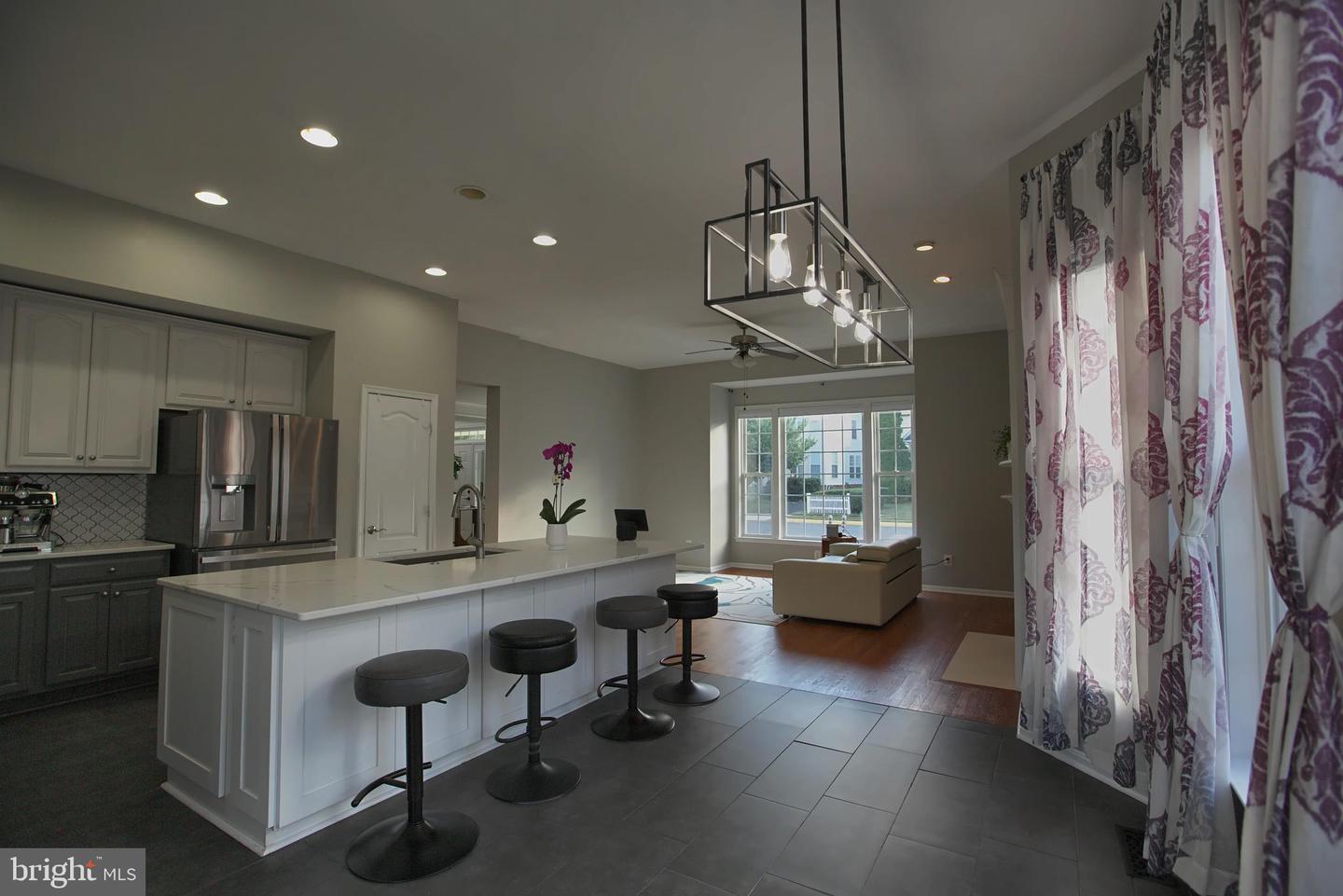 43314 Fullerton St Property Photo 22