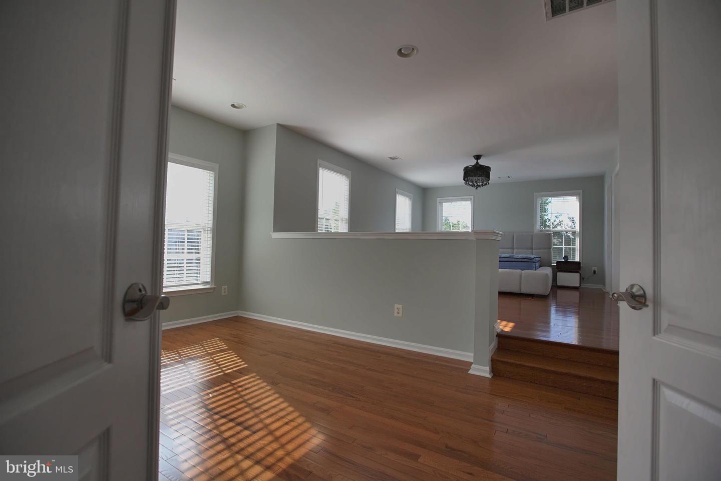 43314 Fullerton St Property Photo 25