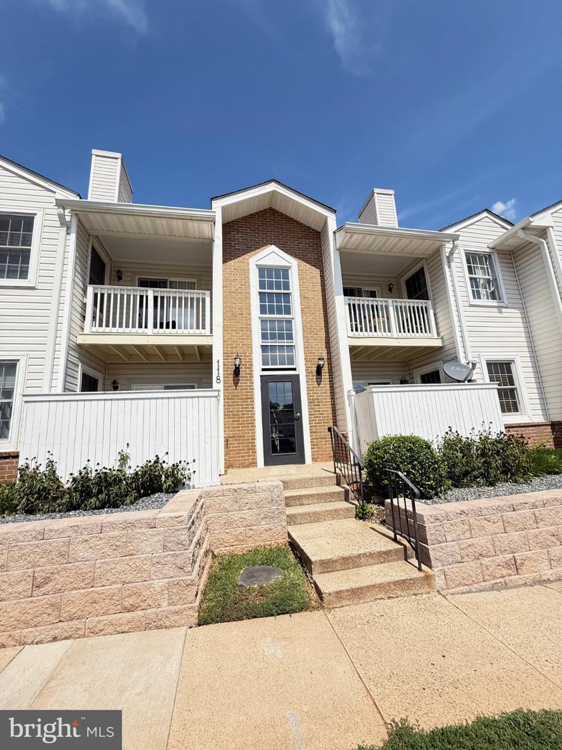 118 Westwick Ct #8 Property Photo 1