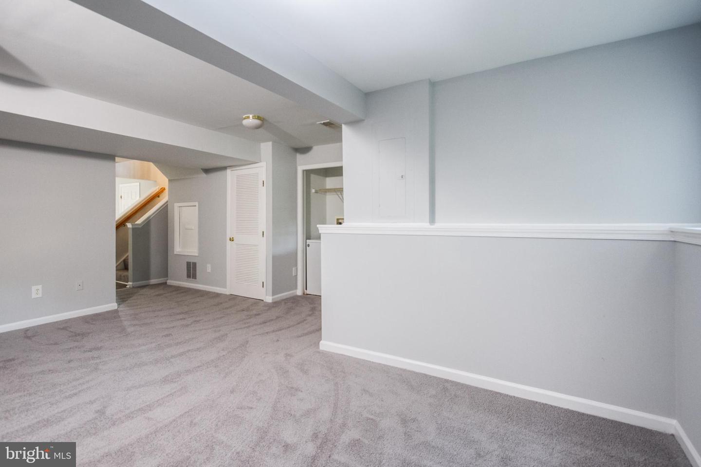 44877 Grove Ter Property Photo 6
