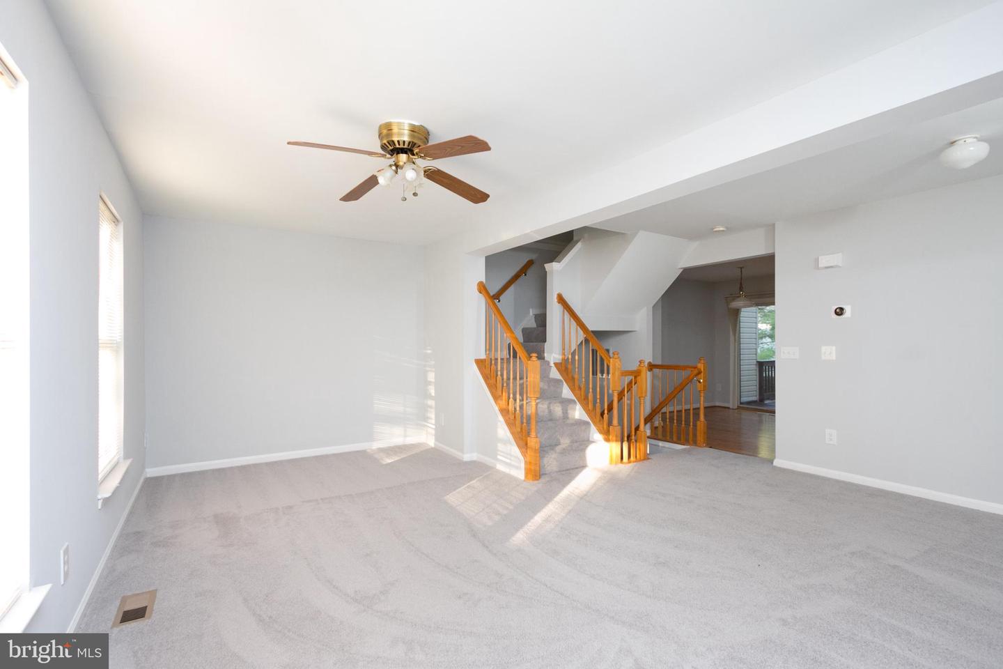 44877 Grove Ter Property Photo 12