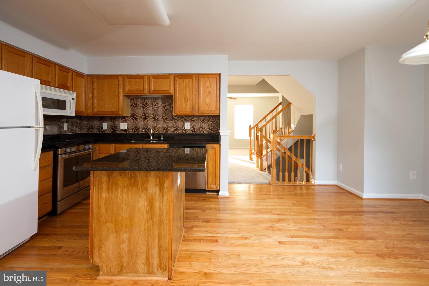 44877 Grove Ter Property Photo 20