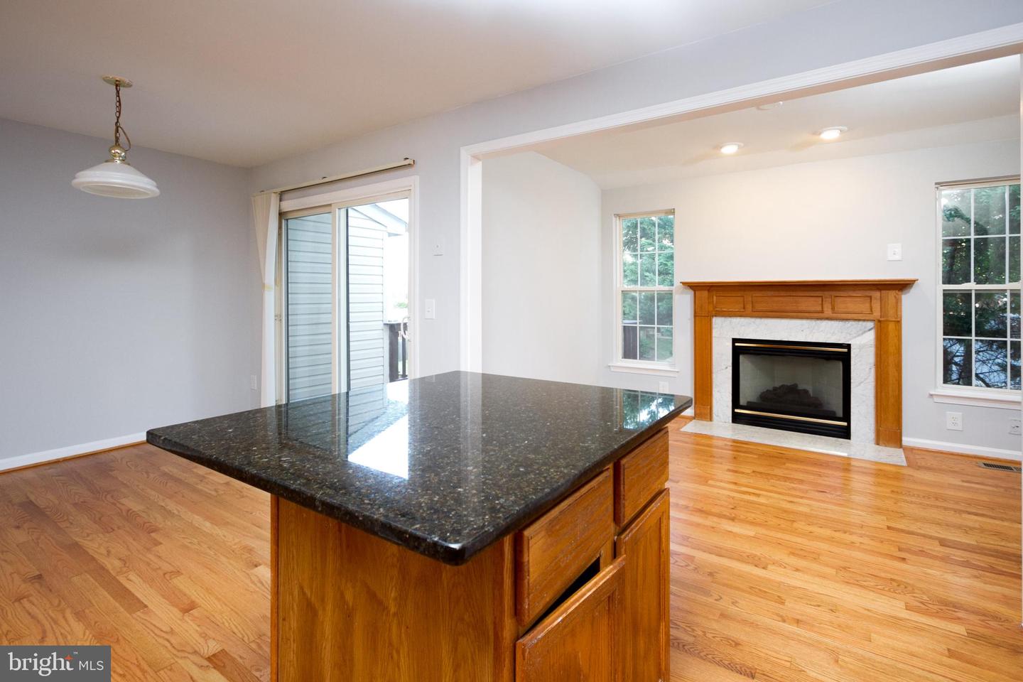 44877 Grove Ter Property Photo 22