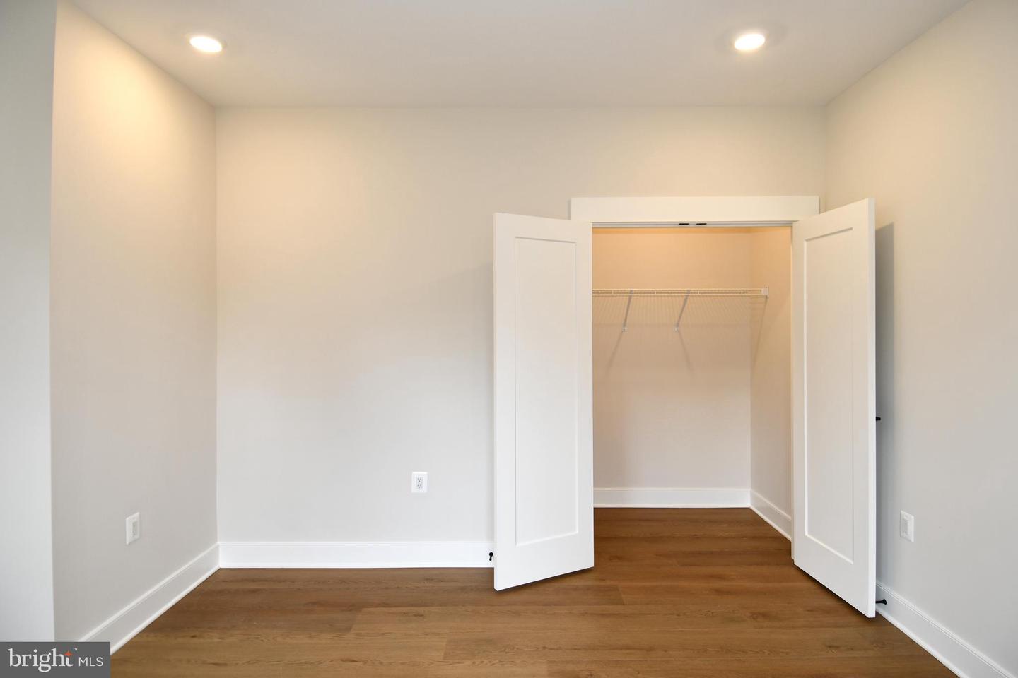 22799 Tawny Pine Property Photo 9
