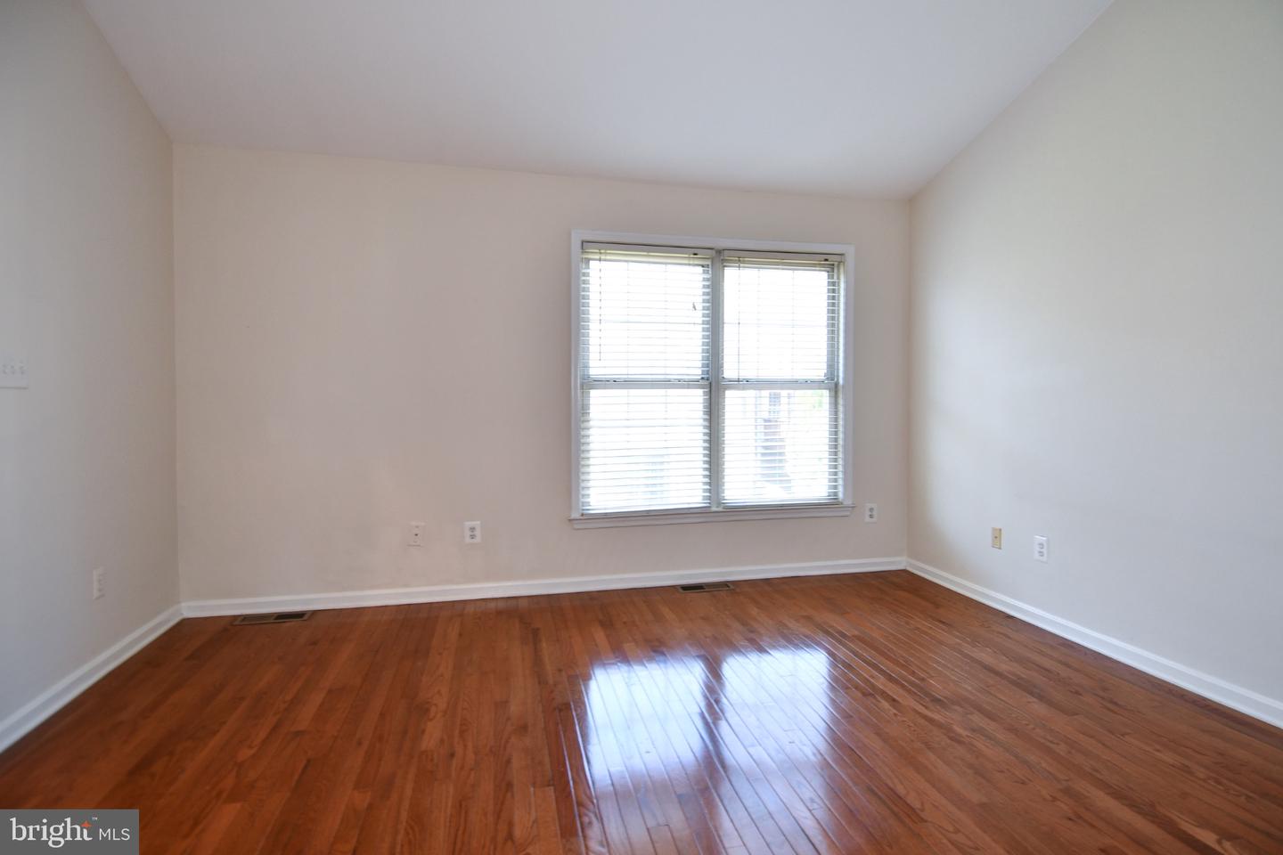 46744 Oakmere Ter Property Photo 30