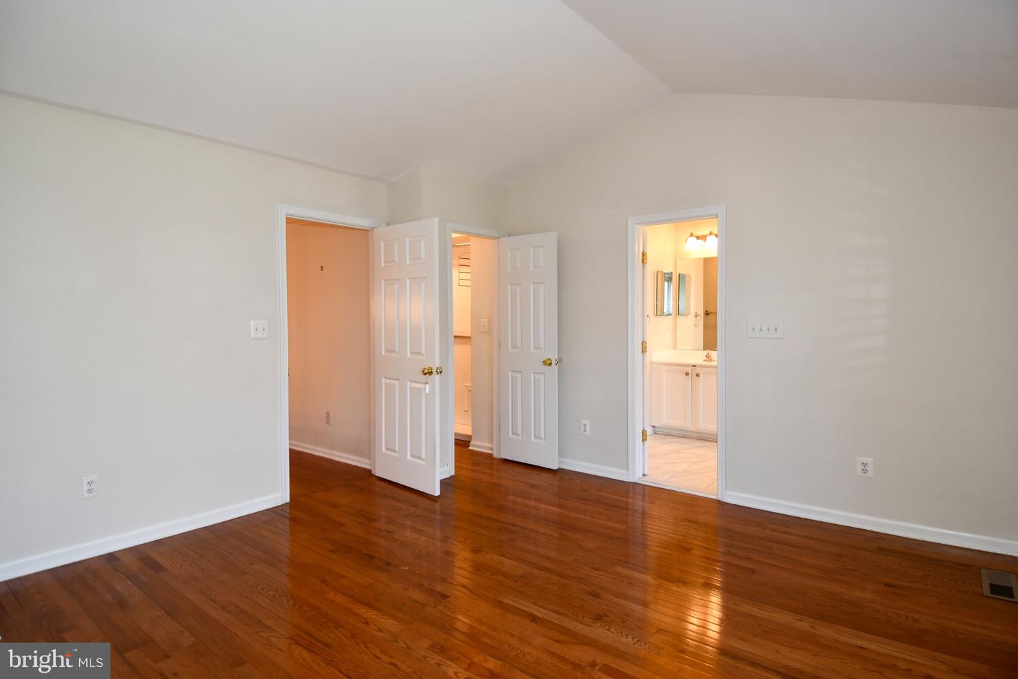 46744 Oakmere Ter Property Photo 32