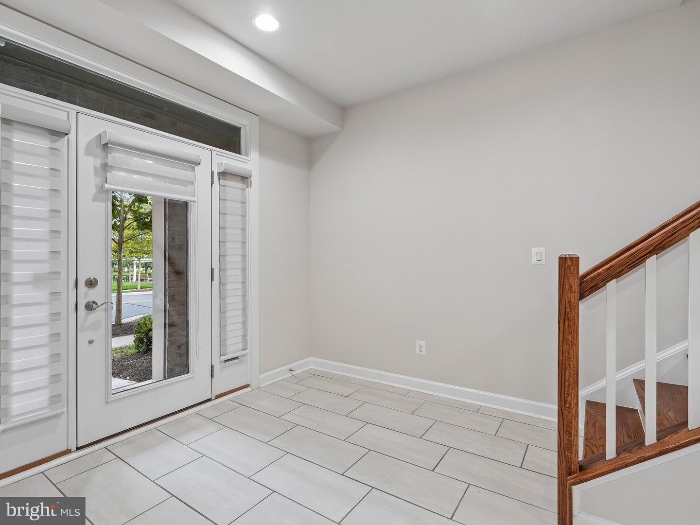 22305 Philanthropic Dr Property Photo 6