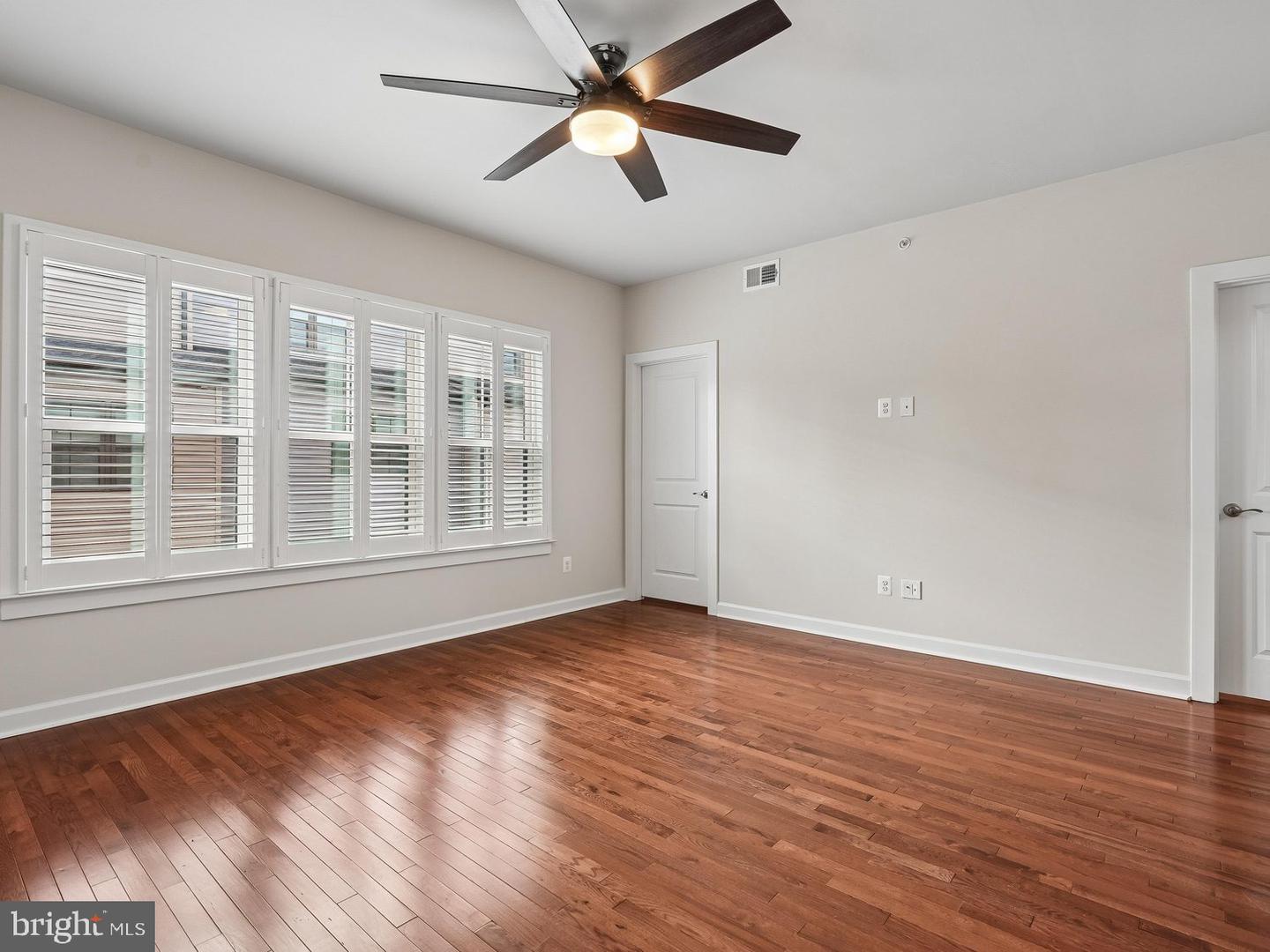 22305 Philanthropic Dr Property Photo 32