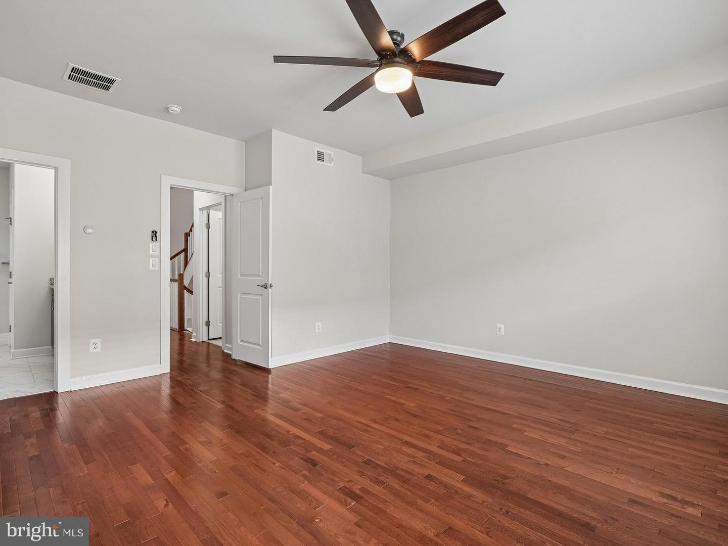 22305 Philanthropic Dr Property Photo 33