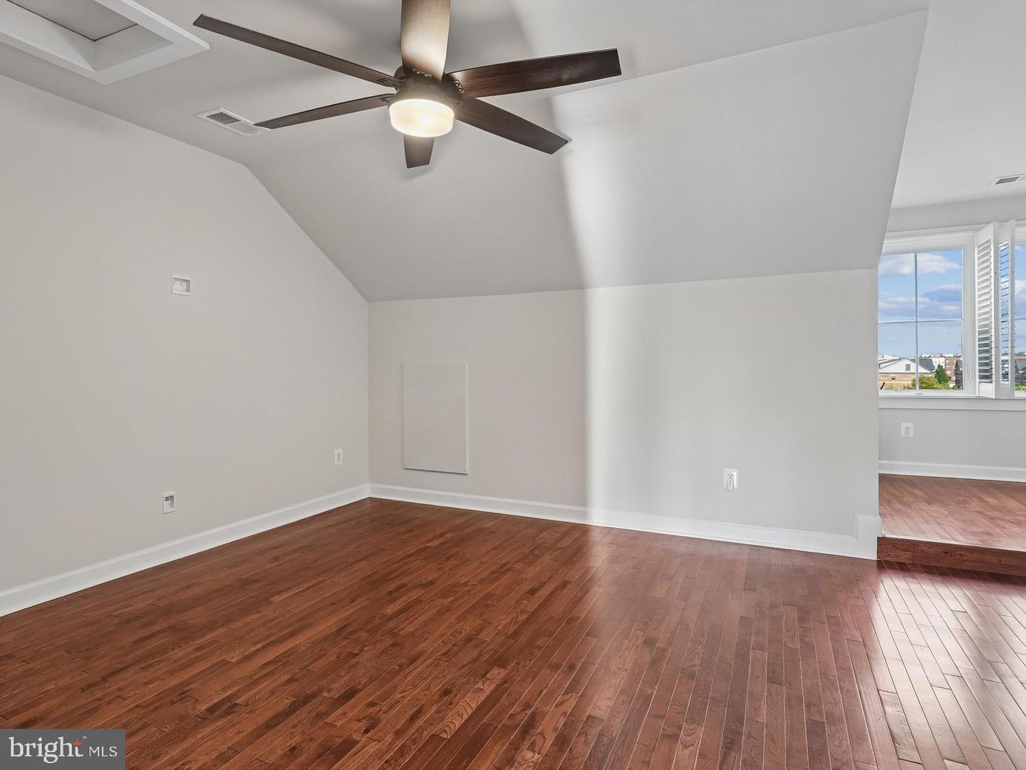 22305 Philanthropic Dr Property Photo 58