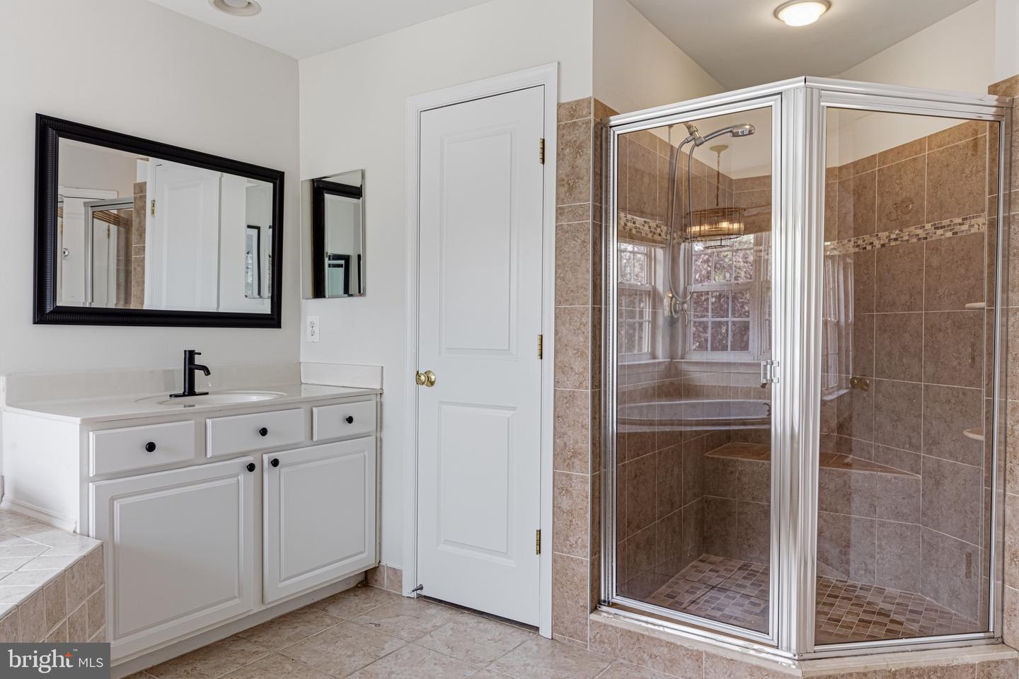 22782 Courtland Park Dr Property Photo 37