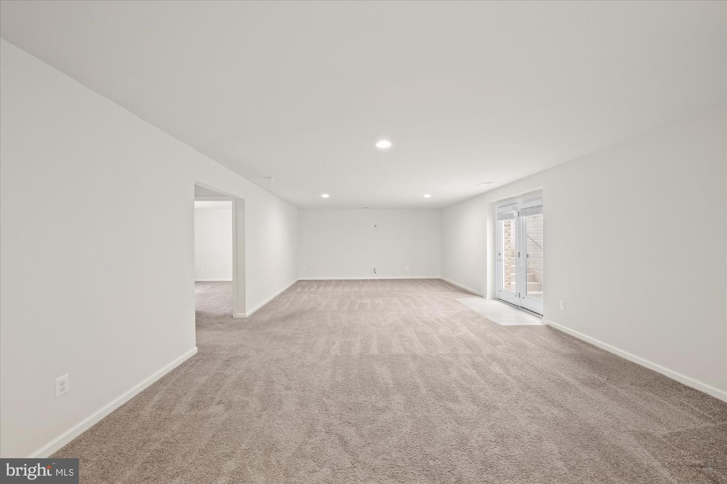 22799 Trailing Rose Ct Property Photo 29