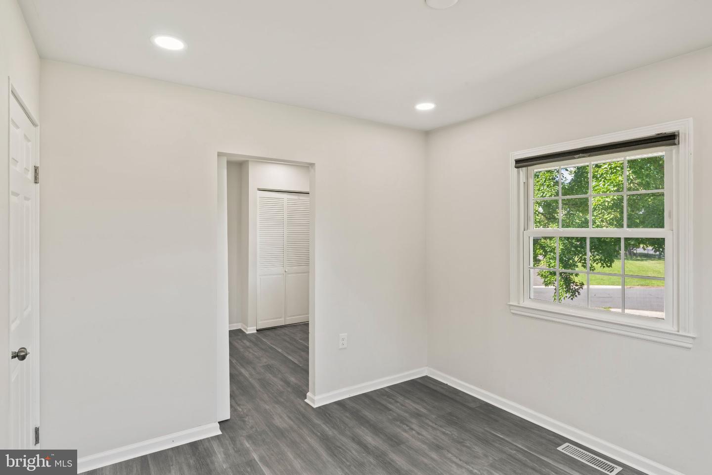 101 Williamsburg Rd Property Photo 22