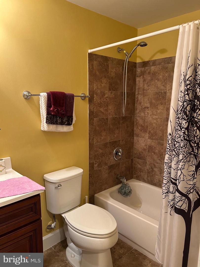 41857 Rawnsley Dr Property Photo 14