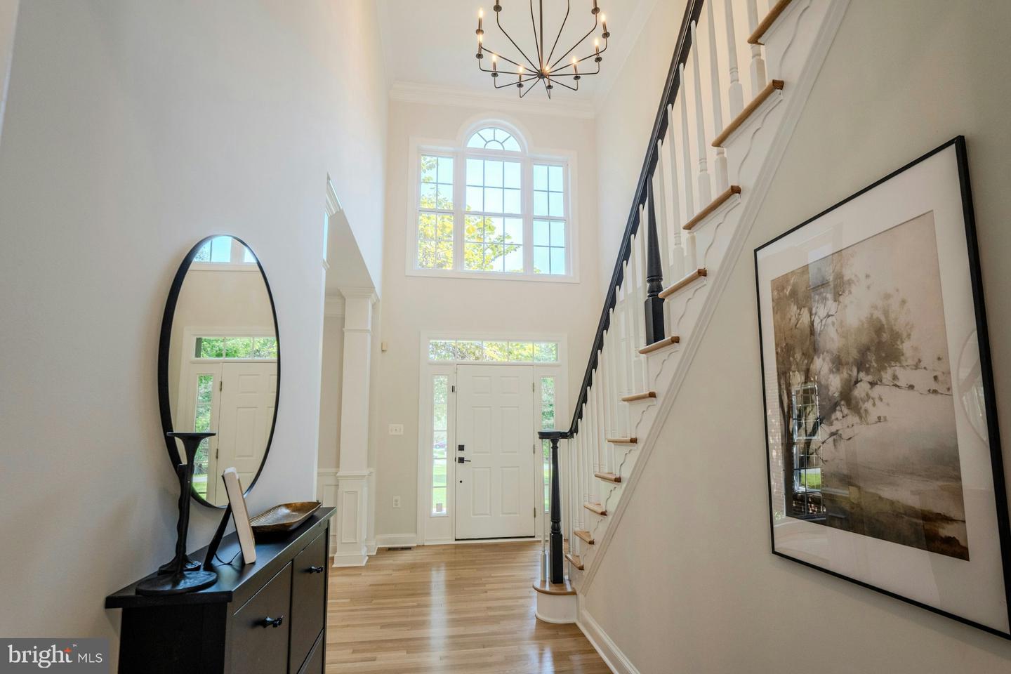 17301 Roundmont Pl Property Photo 6