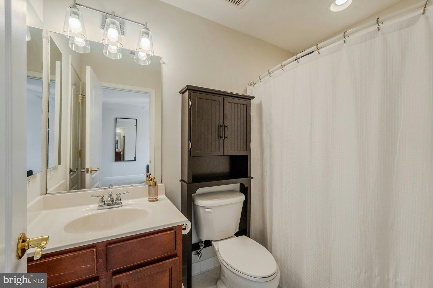 17301 Roundmont Pl Property Photo 44