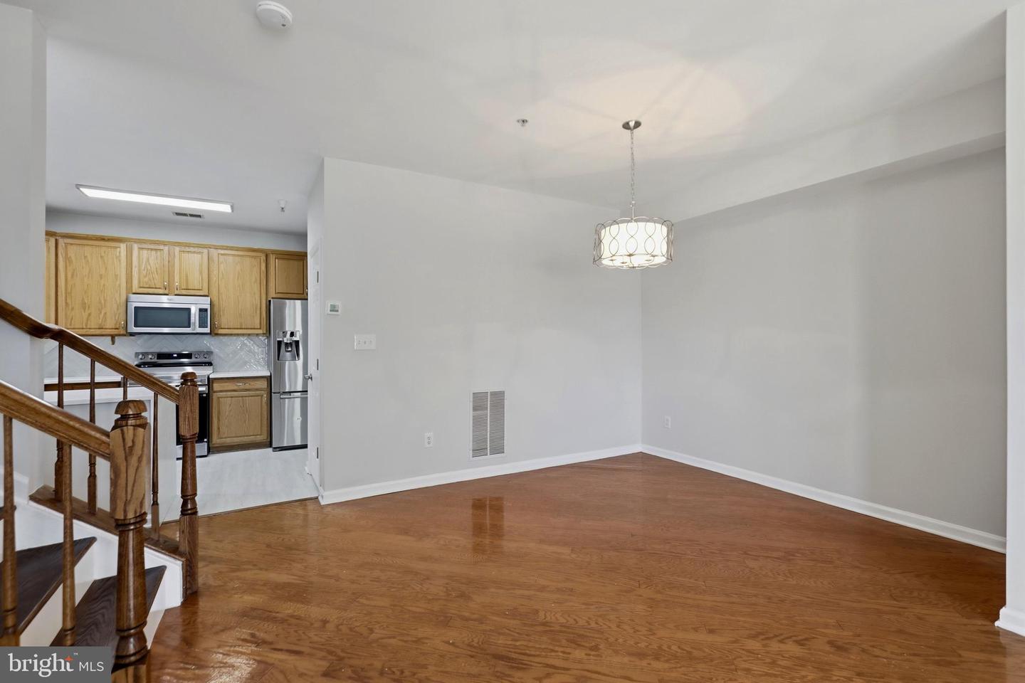 20216 Nightwatch St Property Photo 5