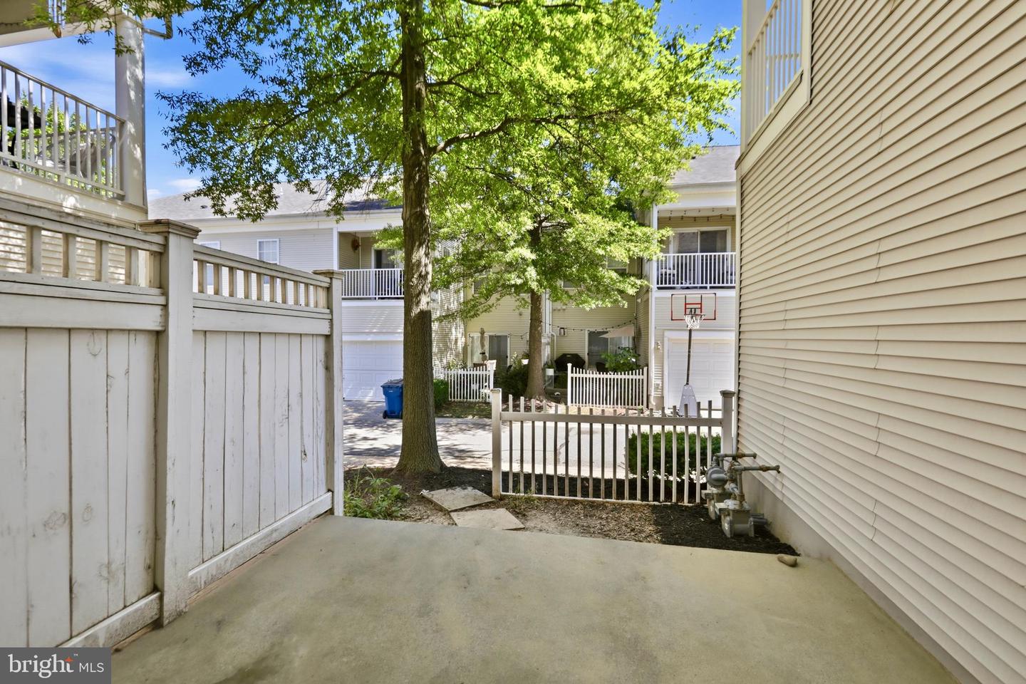 20216 Nightwatch St Property Photo 34
