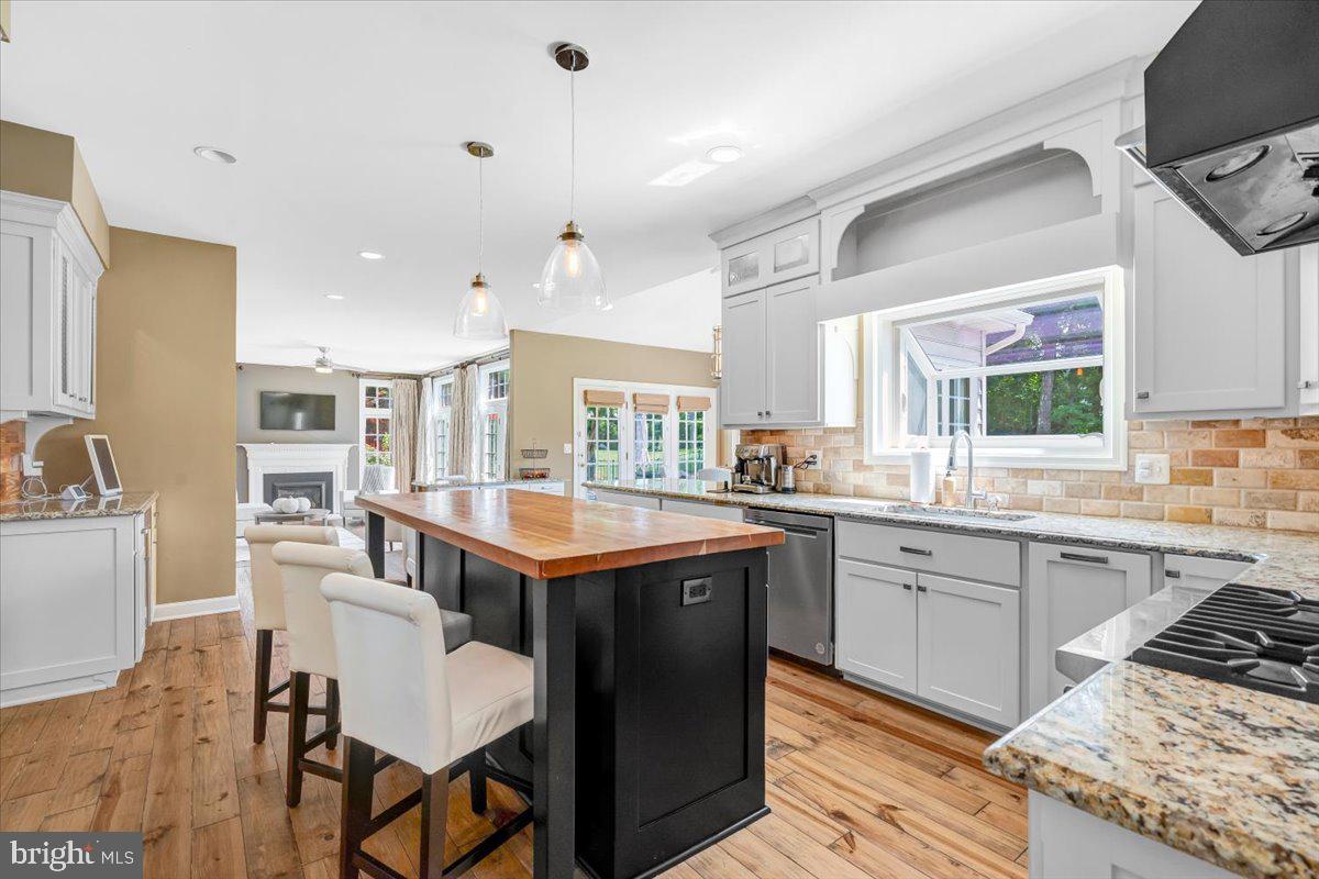 18406 Kingsmill St Property Photo 15