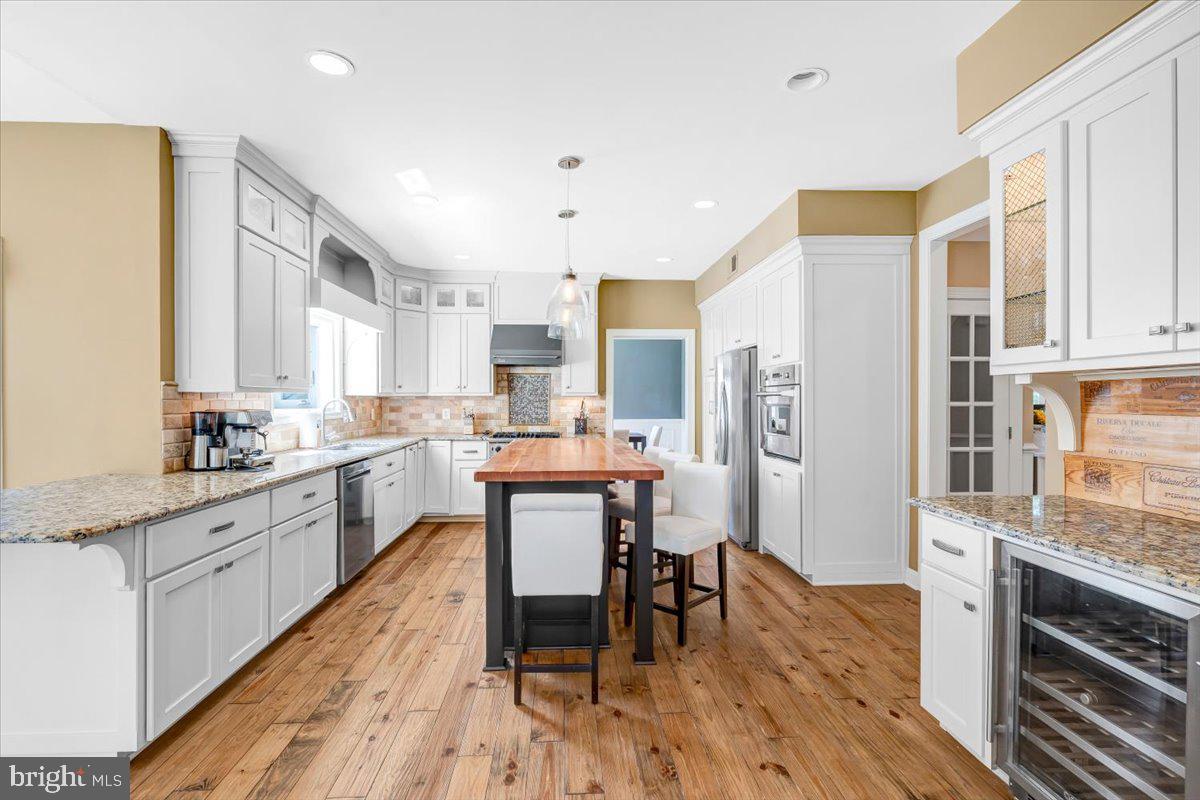 18406 Kingsmill St Property Photo 18