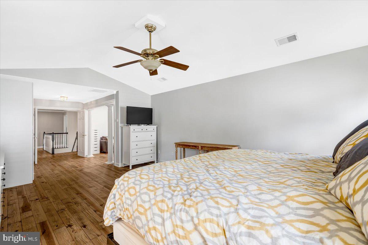 18406 Kingsmill St Property Photo 37