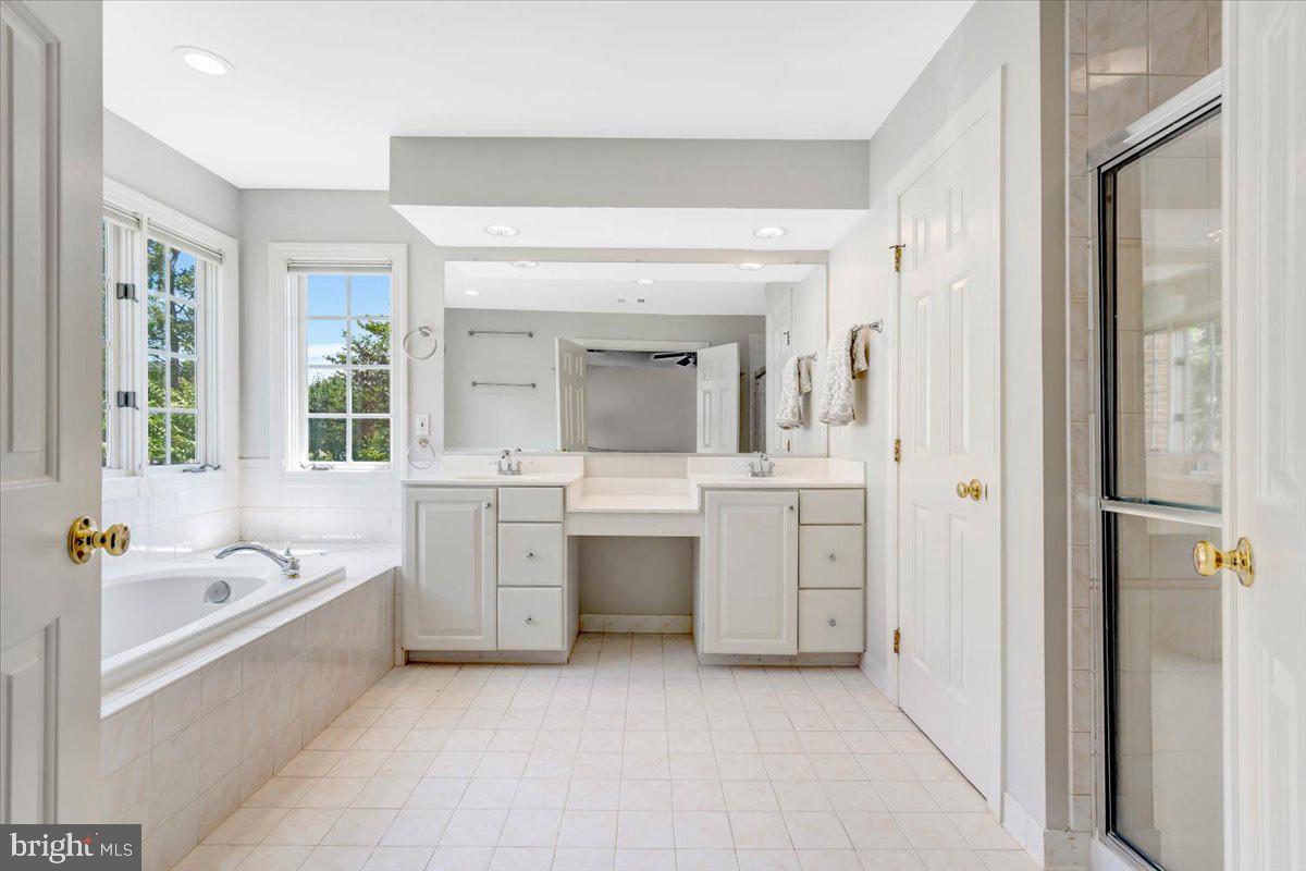 18406 Kingsmill St Property Photo 38