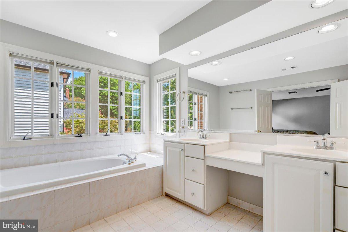 18406 Kingsmill St Property Photo 39