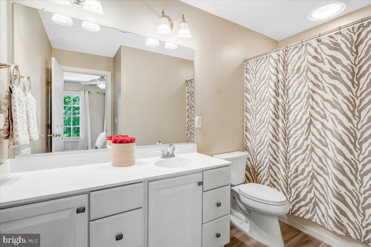 18406 Kingsmill St Property Photo 45