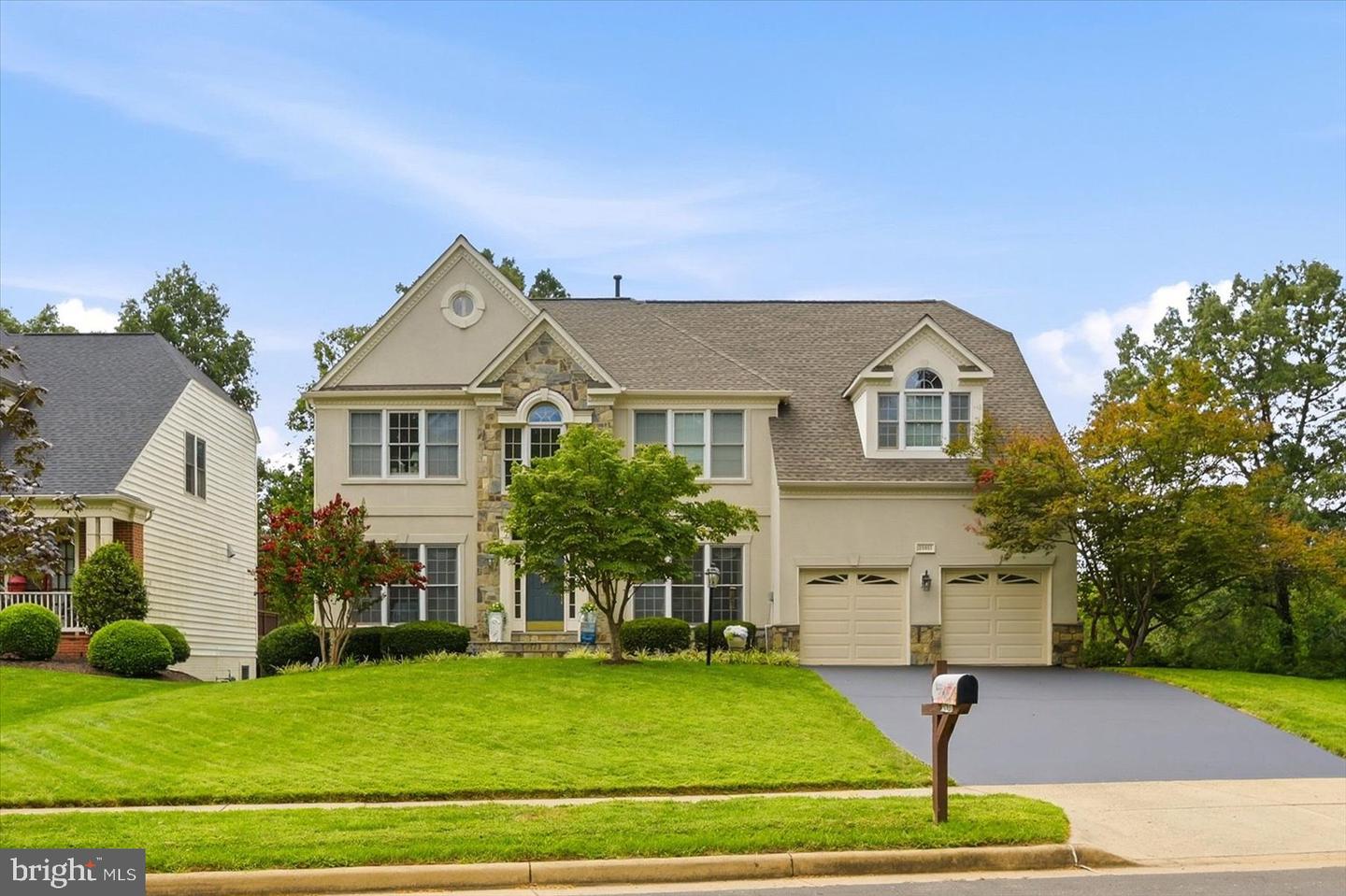 25817 PLANTING FIELD DR Property Photo 1