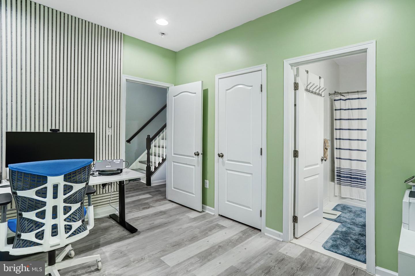 22630 Cambridgeport Sq Property Photo 7