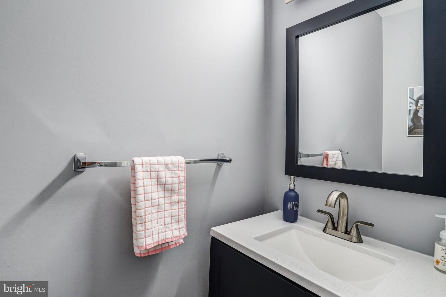 22630 Cambridgeport Sq Property Photo 27