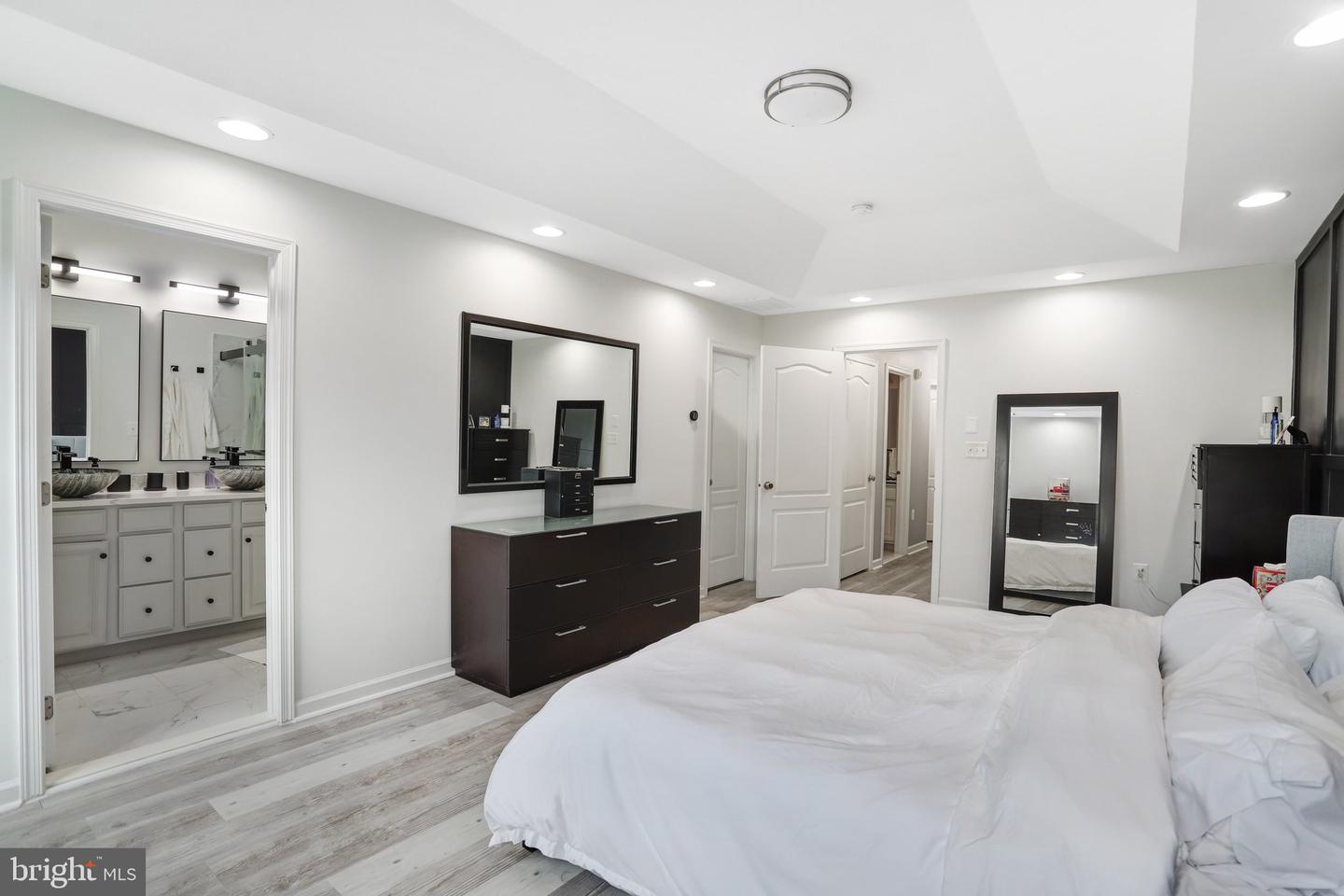 22630 Cambridgeport Sq Property Photo 38