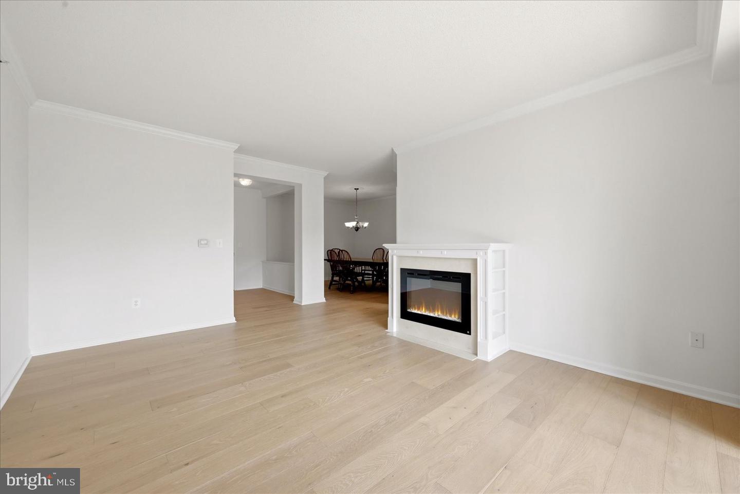 19350 Magnolia Grove Sq #208 Property Photo 11