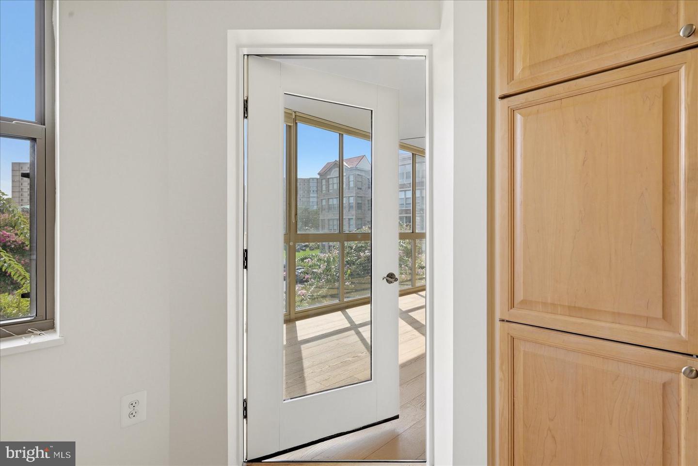 19350 Magnolia Grove Sq #208 Property Photo 26