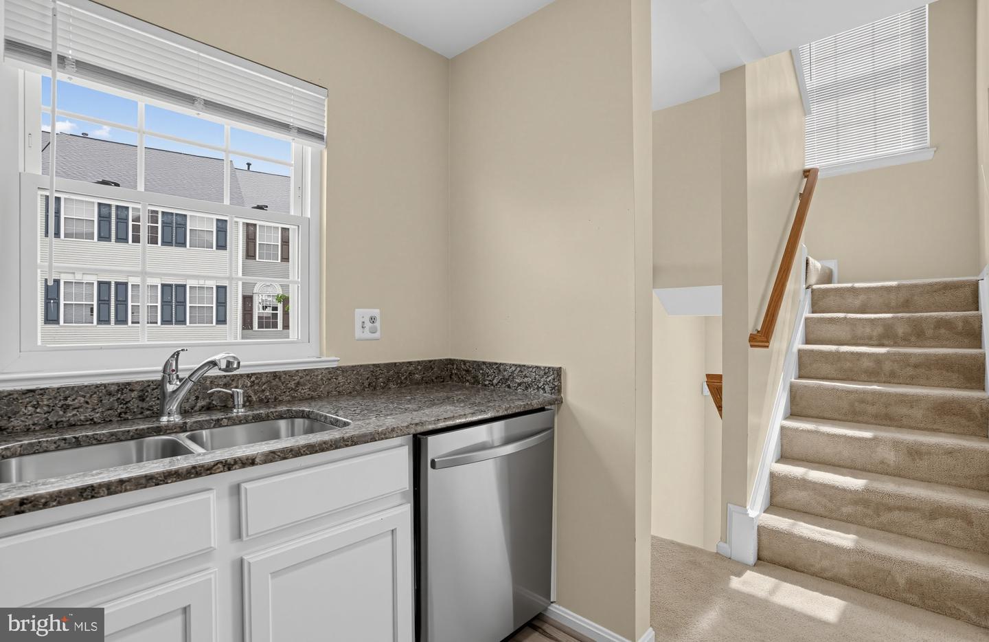 46051 Marble Ter Property Photo 3