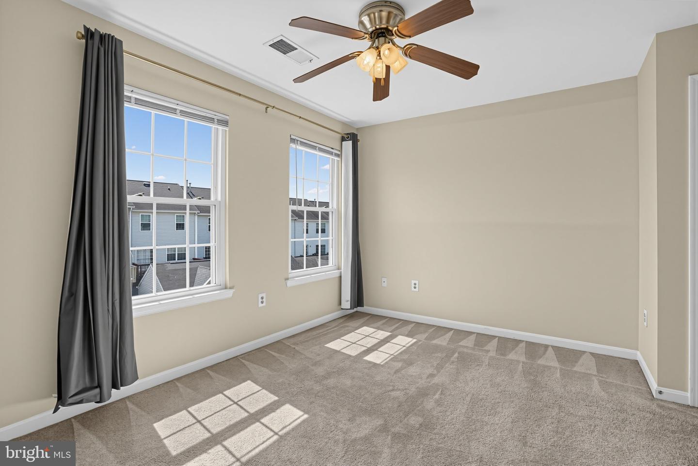 46051 Marble Ter Property Photo 5