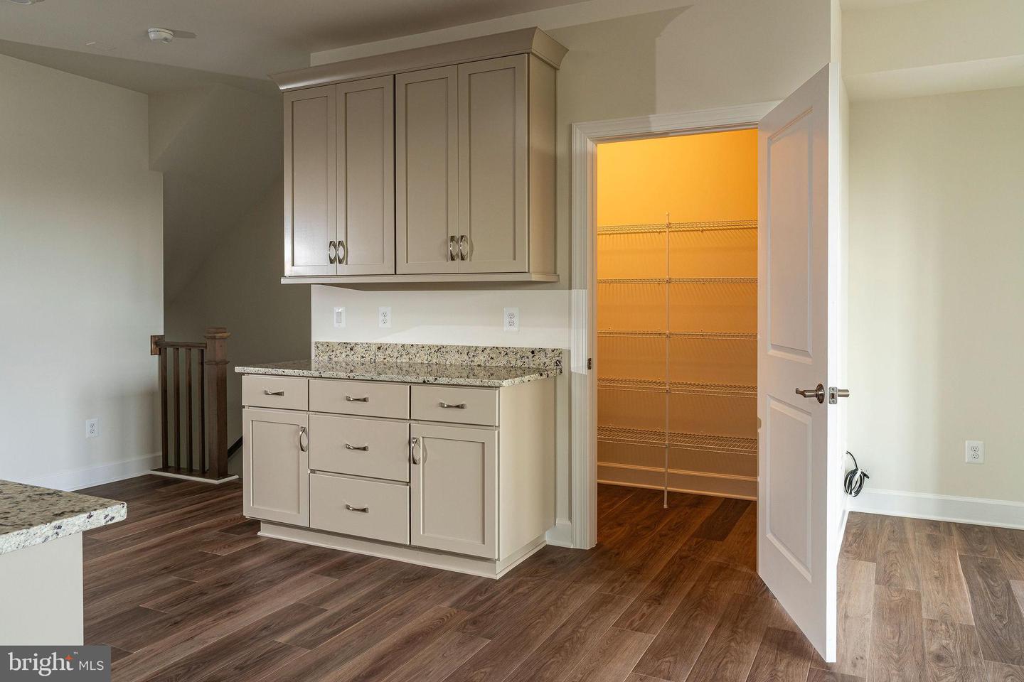 42976 Truman Ter Property Photo 5