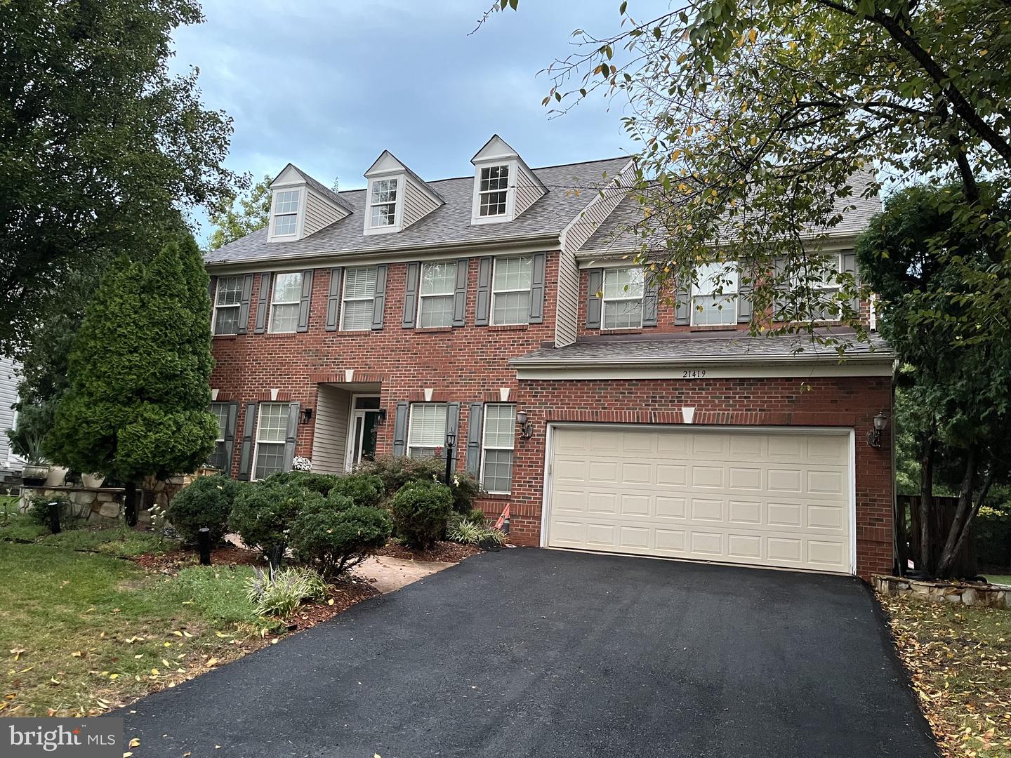 21419 Ashburn Run Pl Property Photo 1