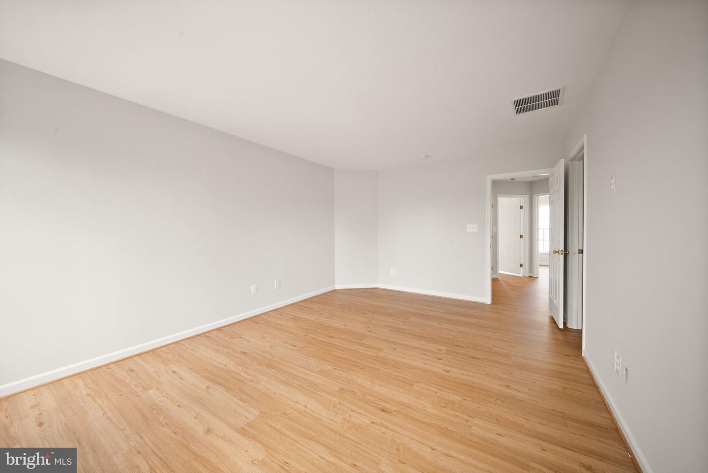 25421 Peaceful Ter Property Photo 32