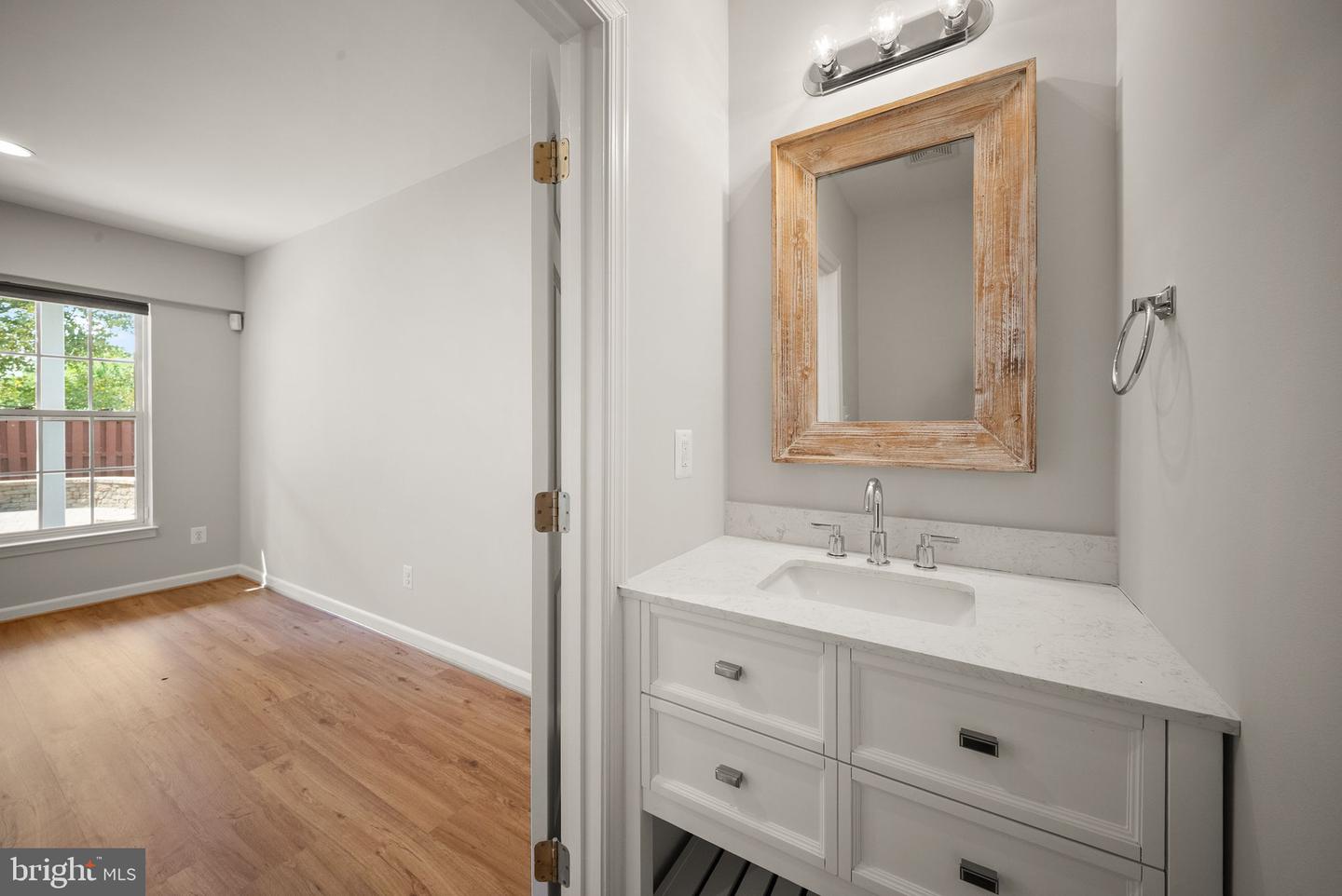 25421 Peaceful Ter Property Photo 49