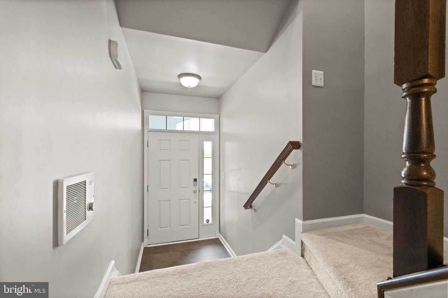 23520 Hopewell Manor Ter Property Photo 5