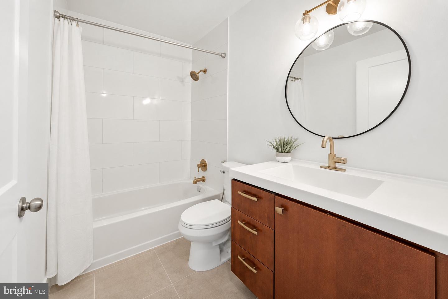 46703 Atwood Sq Property Photo 6