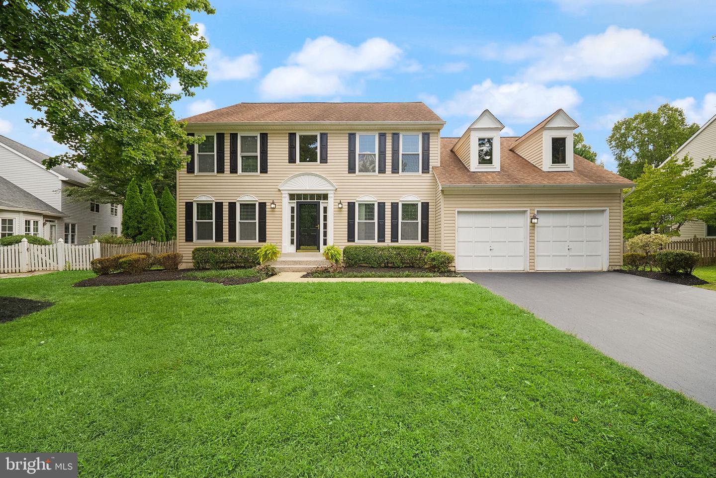 315 Oakcrest Manor Dr Ne Property Photo 1