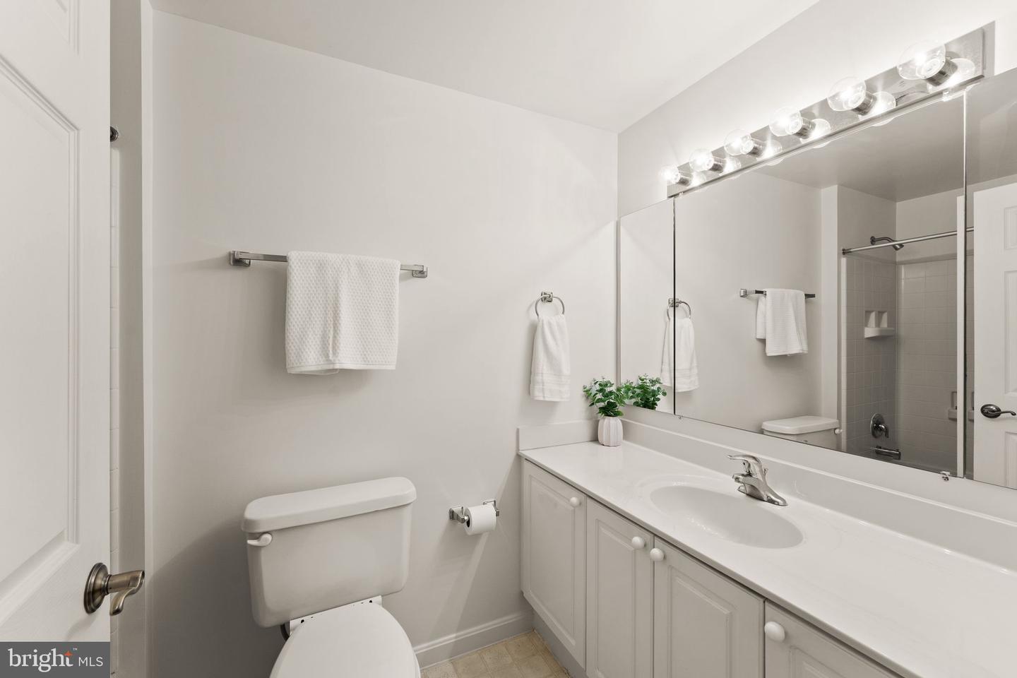 19355 Cypress Ridge Ter #310 Property Photo 45